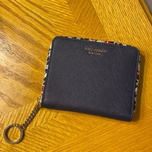 Kate Spade Wallet zip around bi fold